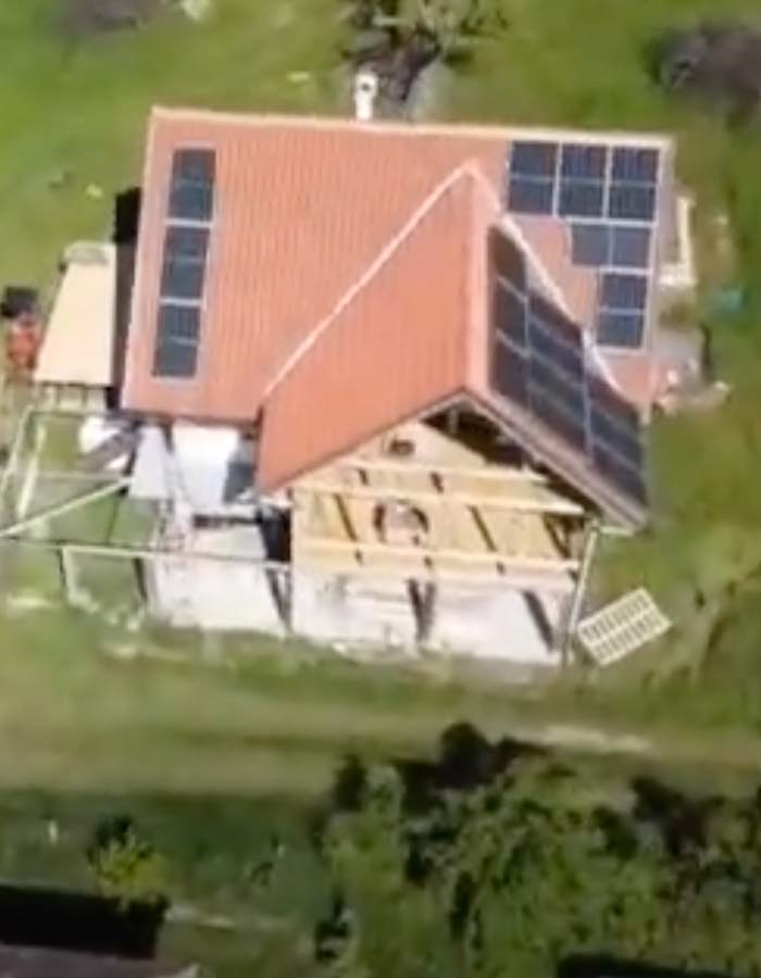 Brožika Markl kuća, Zagrađe, solarni paneli na krovu, on Grid. Tip invertera Fronius. Snaga elektrane: 6,84 kWp
