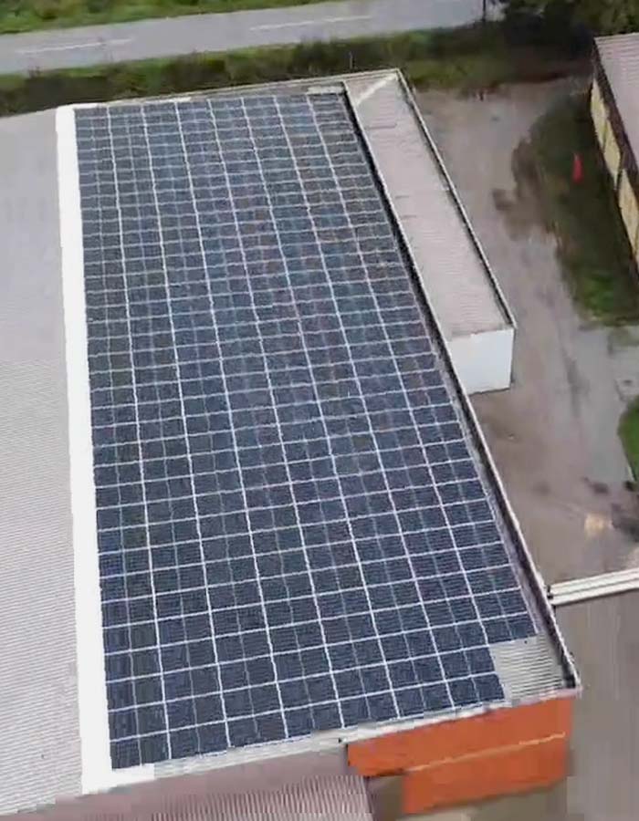Solarna elektrana na krovu on grid Isak d.o.o. Arilje