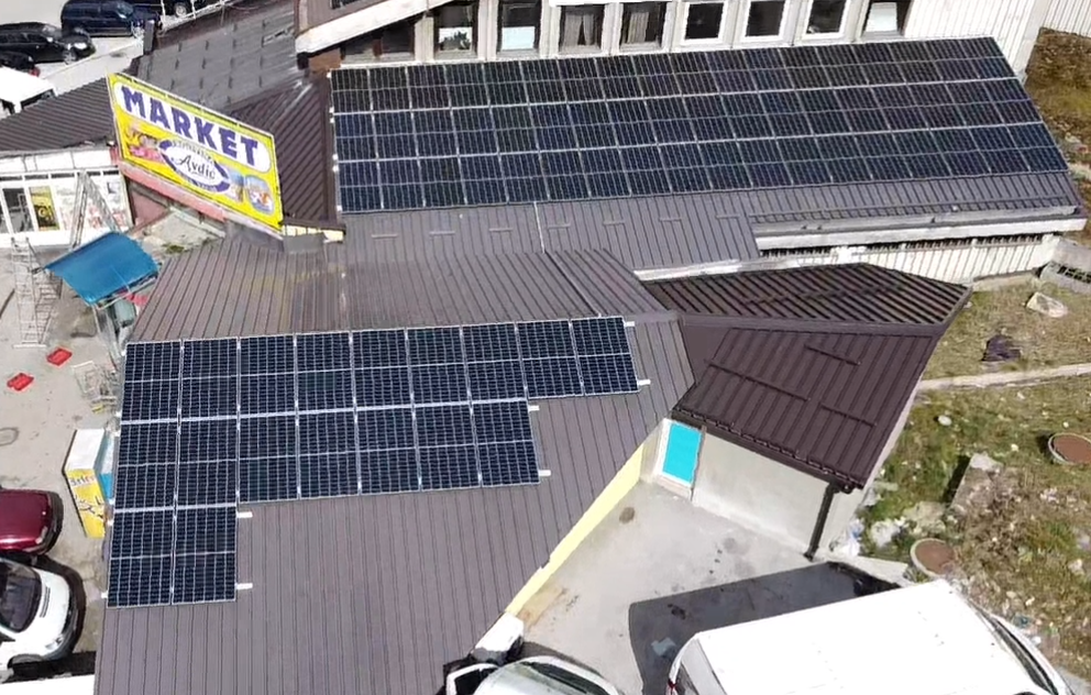 Solarni paneli na krovu Avdić